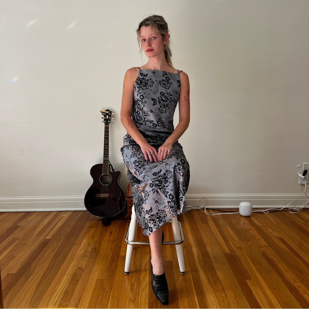 Reformation Adkins Dress | Lacy 🕸Silk🕸 🎉SALE🎀 NEW - Picture 2 of 14